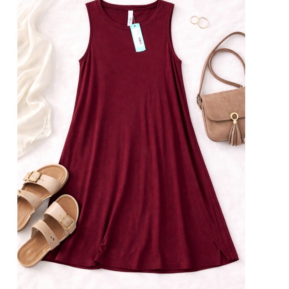 NWT Jolie Burgundy Swing Dress | Stitch Fix | Sleeveless Knit | Pockets | S
